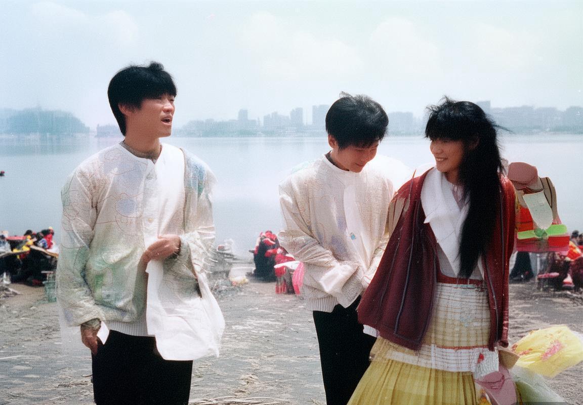 曼城3-0完胜！哈兰德逼近C罗纪录，福登持续闪耀，英超争冠给阿森纳施压